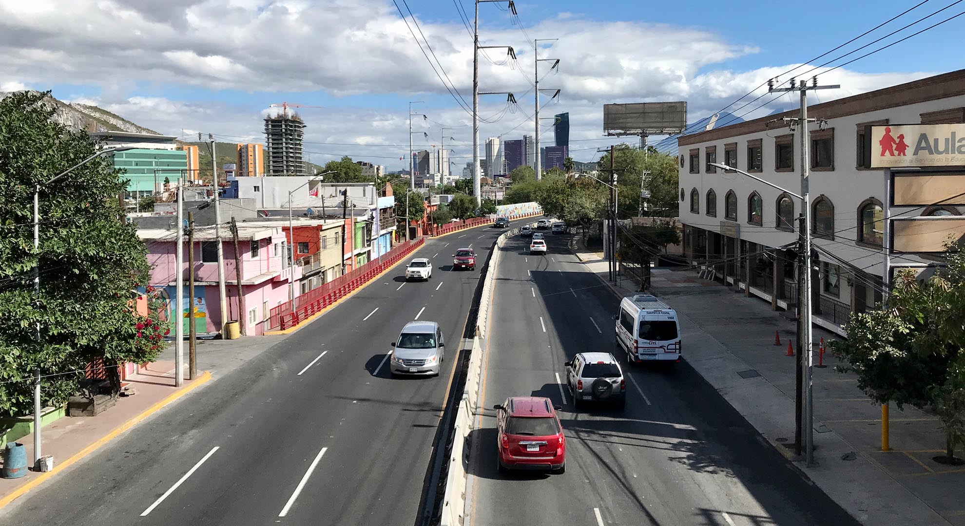 Av. Morones Prieto, Monterrey, México. Imagen Cecilia Guillot
